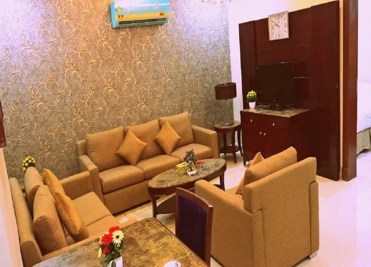 The 40Th Pearl Hotel Suites Djedda Buitenkant foto