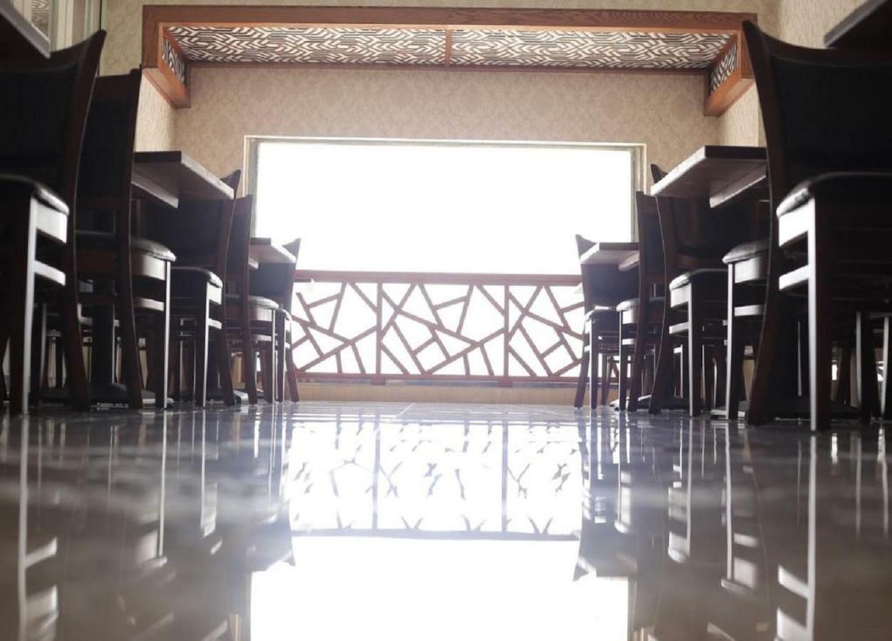 The 40Th Pearl Hotel Suites Djedda Buitenkant foto
